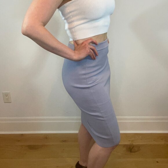 Aritzia Babaton Sculpt Knit Tube Top in White. Save $27! - Picture 8 of 9